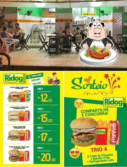 A ilustração do Ridog Lanches’s comida e interior