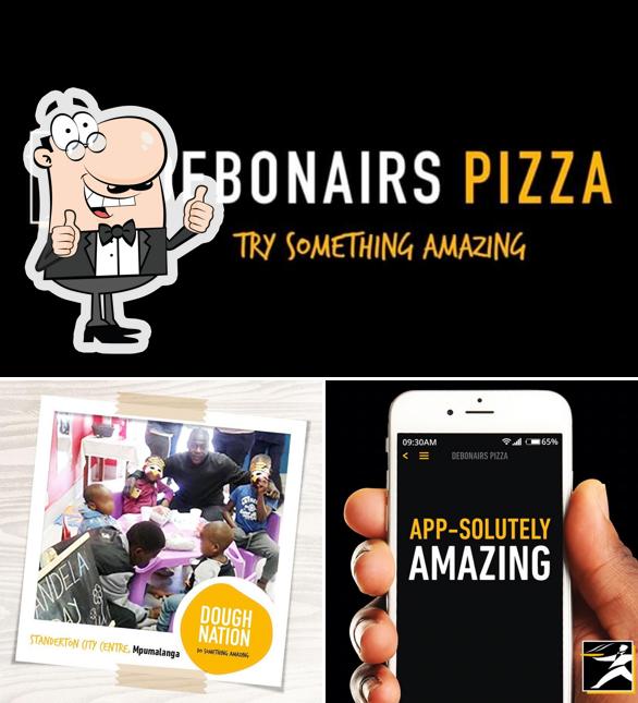 Voir cette photo de Debonairs Pizza