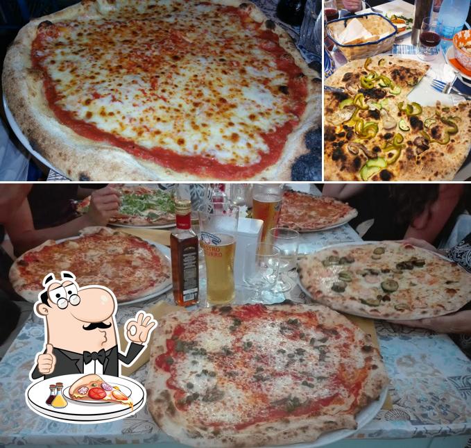 A Pizzeria Nord-Ovest, puoi provare una bella pizza