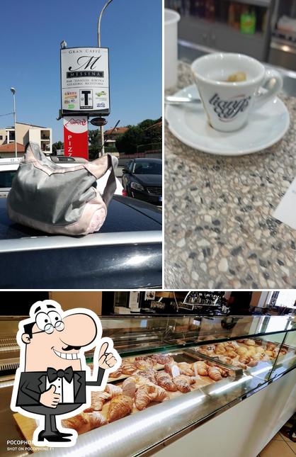 Vedi la foto di Gran caffè Messina