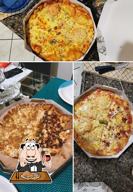 Escolha pizza no Casa Tua Pizzaria Esfirras Lanches Entregas