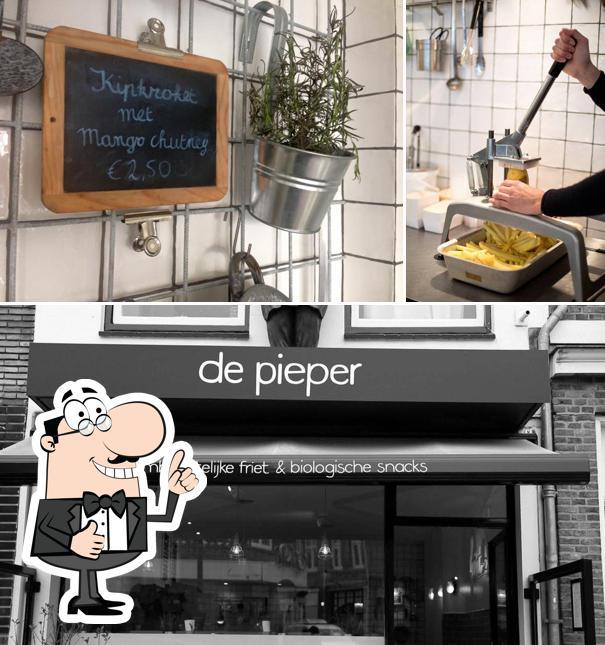 Взгляните на снимок ресторана "De Pieper"