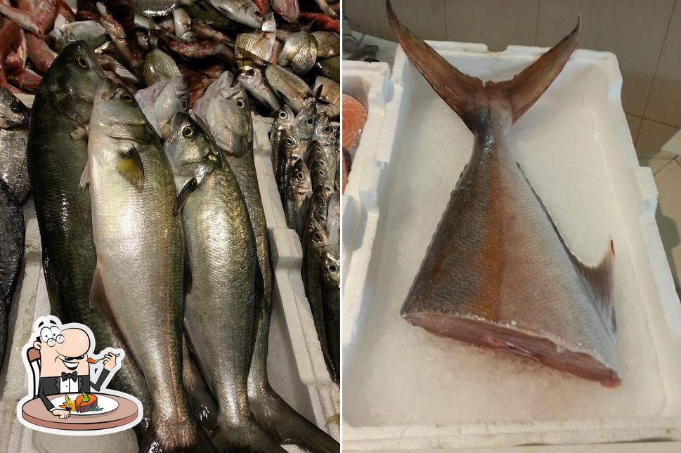 Pescheria del Porto serve un'ampia gamma di pasti a base di pesce