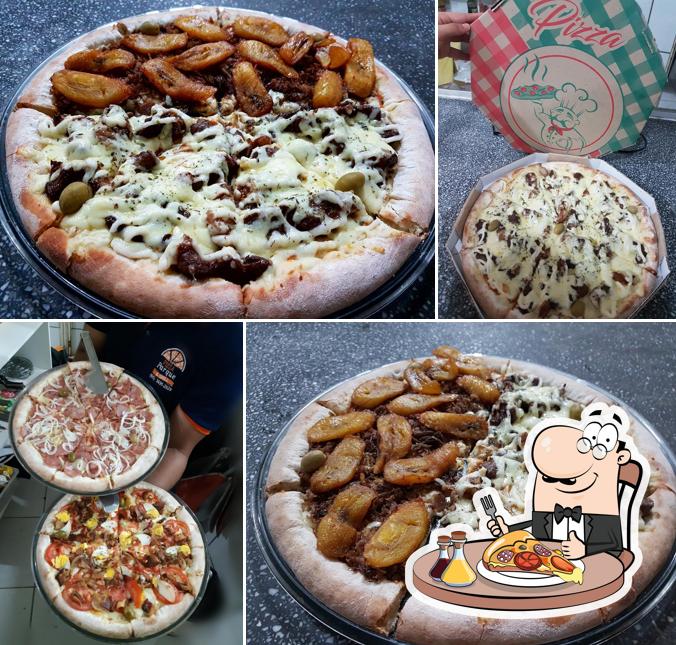 Order pizza at Pizza Parque & Grill