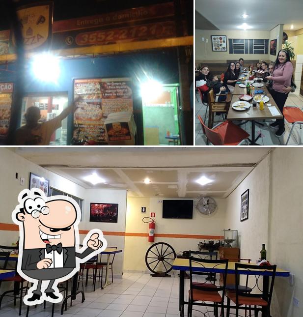 Sente em uma das mesas no Pizzaria em Araucária - Top Pizza