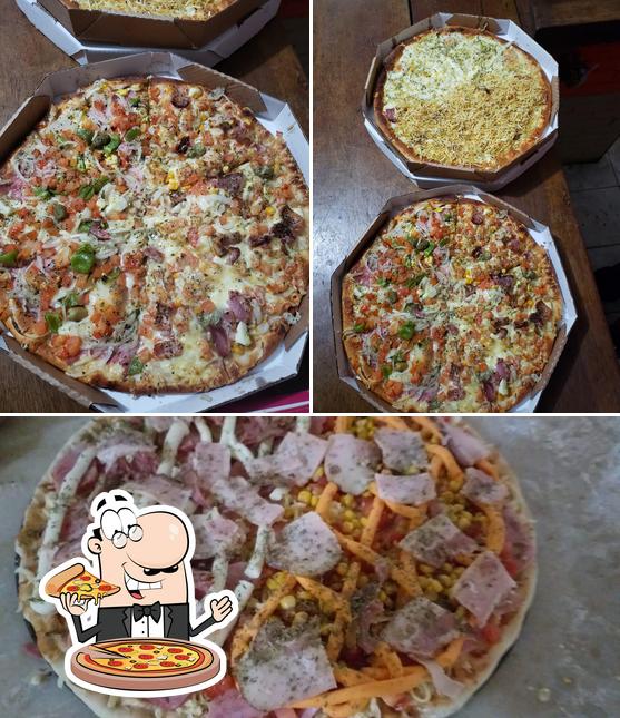 Escolha pizza no New Ninos Pizzaria