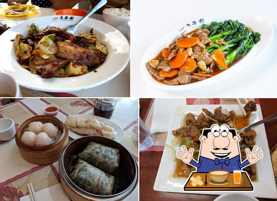 Food at Yip Hong's Dim Sum Restaurant (康乐园)