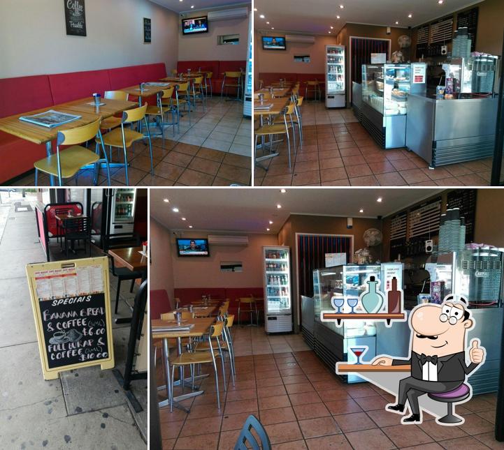 Check out how Cafe Aussie in Beverly Hills NSW looks inside