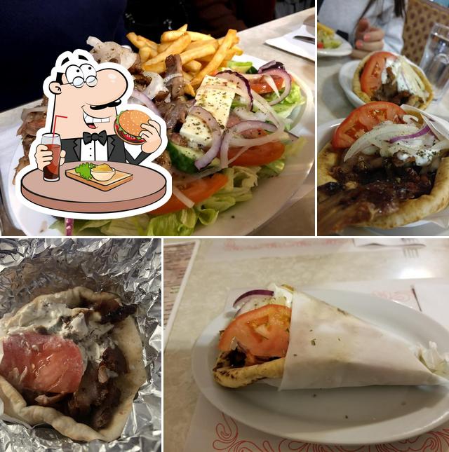 Essayez un hamburger à Fameux Gyros Elatos