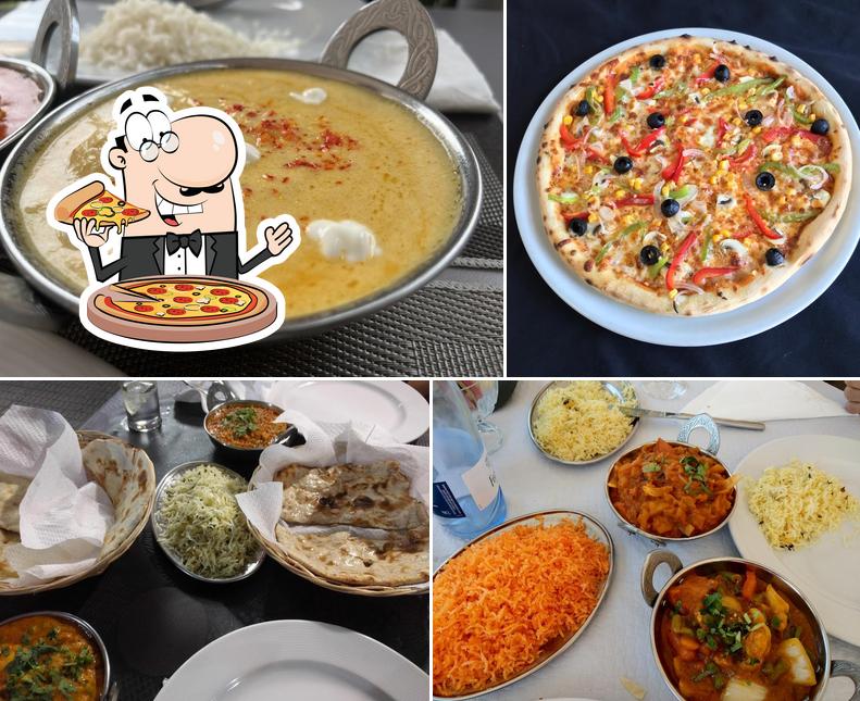 Закажите пиццу в "Gourmet Indian & International"