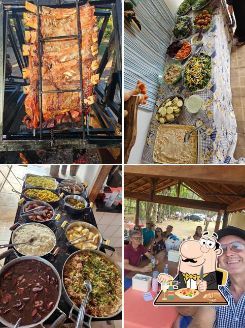 Comida em Costelão Cuiabano (Chacara St. Luzia)