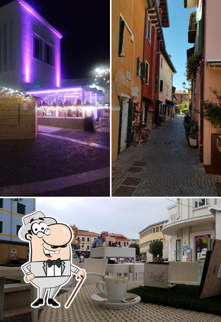 La foto di esterno e interni da Bar Bafile Grancafè