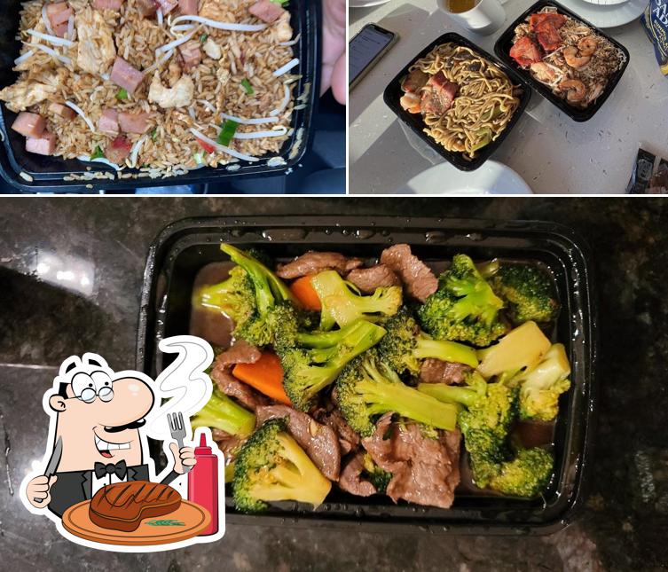 Confucio Express Brickell serves meat meals