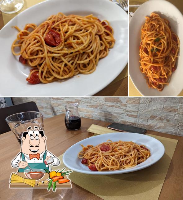 Spaghetti alla bolognese al Girrarosto a legna