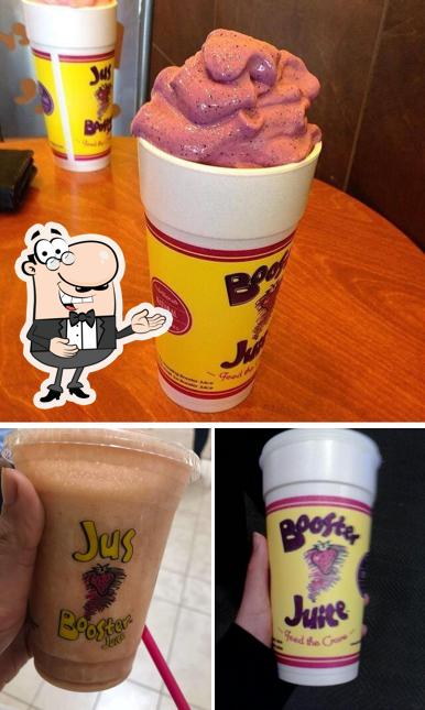 Взгляните на снимок паба и бара "Booster Juice"