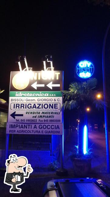 Ecco un'immagine di City Night Club