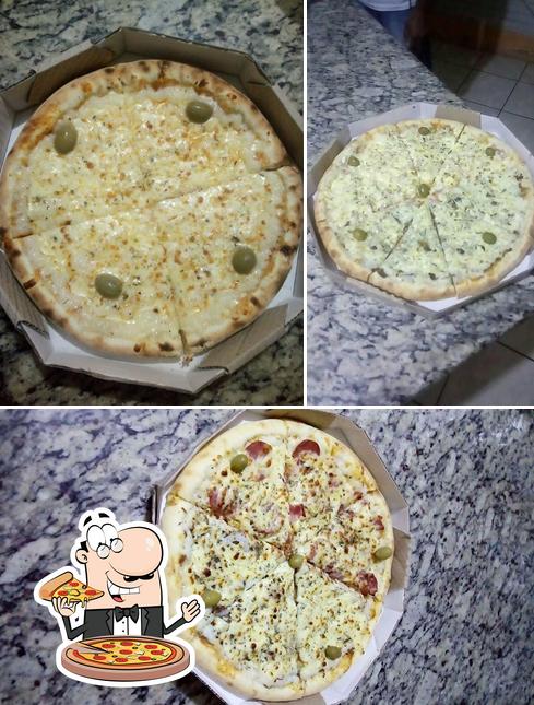 Consiga pizza no Pizzaria casa nova