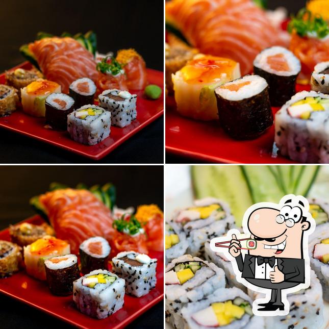 Rolos de sushi são oferecidos por Tokyo Culinária Japonesa