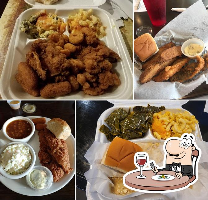 Mr. Charles Chicken & Fish in Charlotte - Restaurant menu and reviews