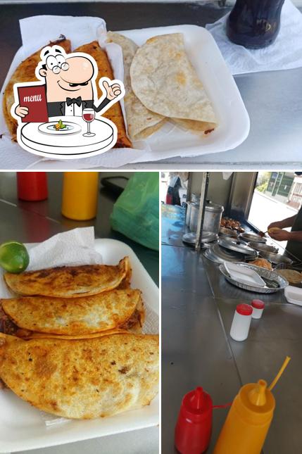 Meals at Tacos Rola