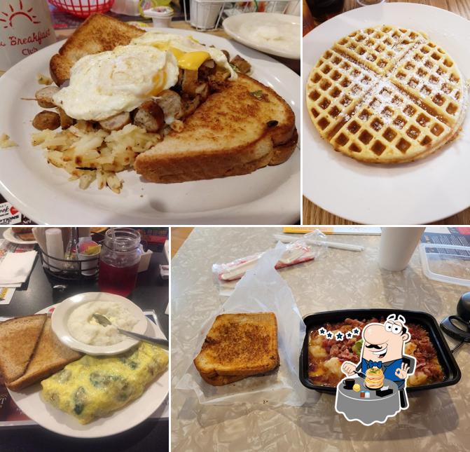 J's Breakfast Club, 2601 Broadway in Gary - Restaurant menu and reviews