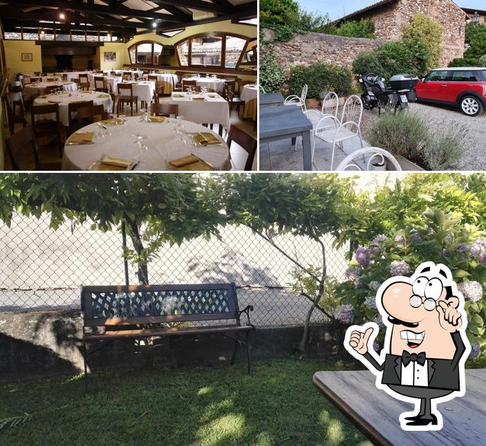 Dai un'occhiata agli interni di Bar Borgo Antico