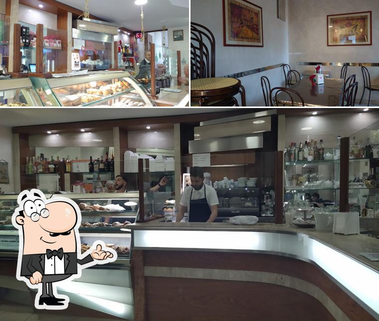 Siediti a un tavolo di Bar Pasticceria F.lli Di Bella