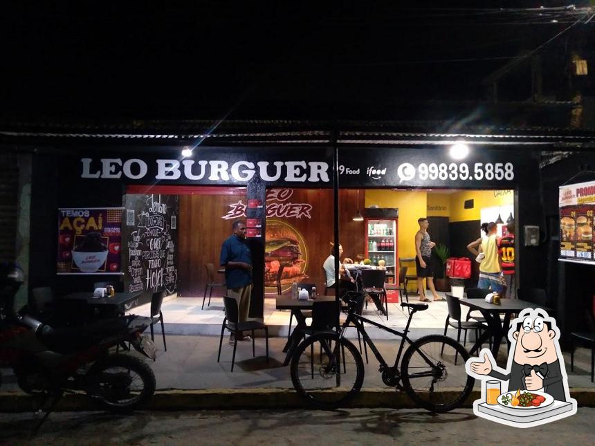 Comida em Léo Burguer