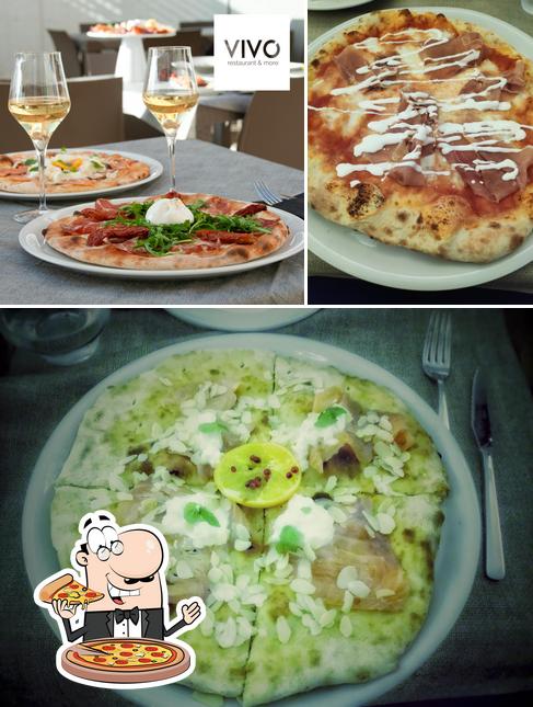 Scegli una pizza a Vivo Restaurant&More