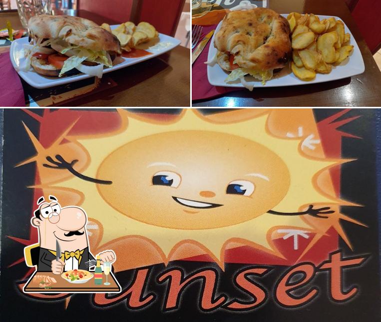 Еда в "Sunset Birreria Pizzeria"