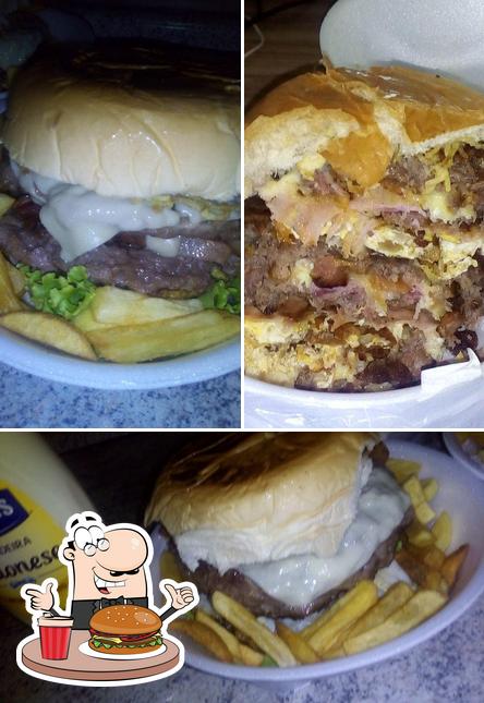 Experimente um hambúrguer no Grego's Burguer Contagem MG