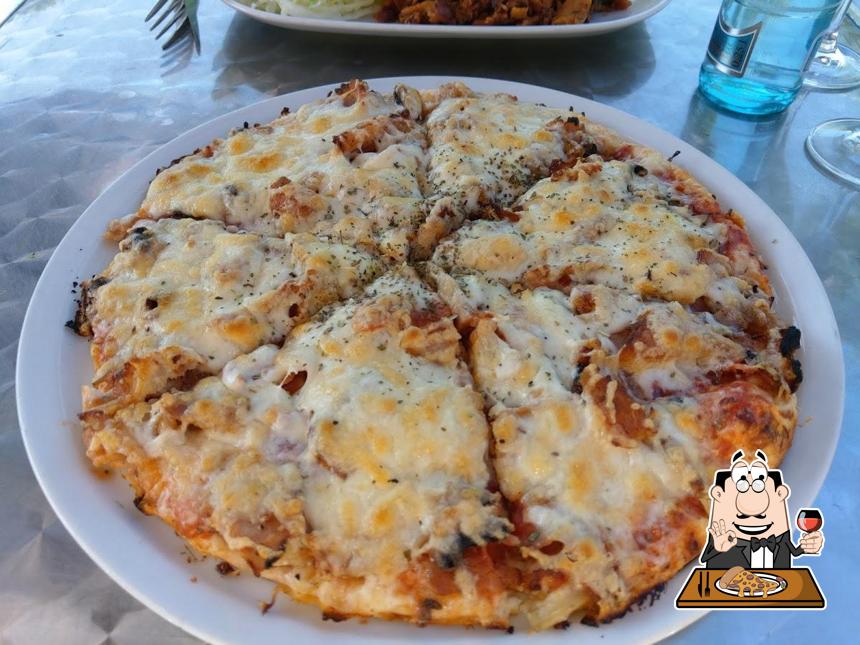 Get pizza at Rennsteig Pizzeria Restaurant & Lieferservice Suhl OT Schmiedefeld