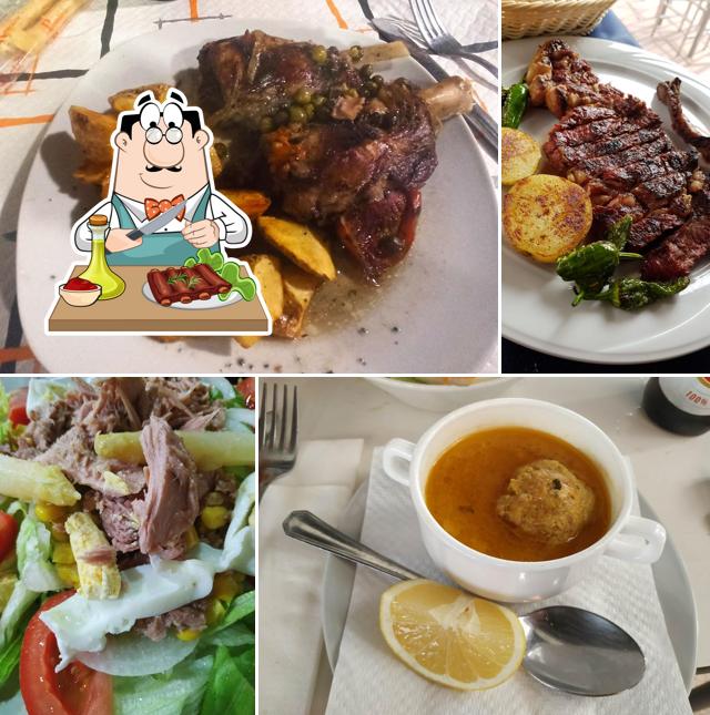 Try out meat meals at Restaurante Rincón de Ana