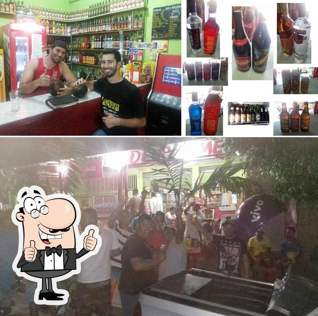 See this image of Samukas' bar