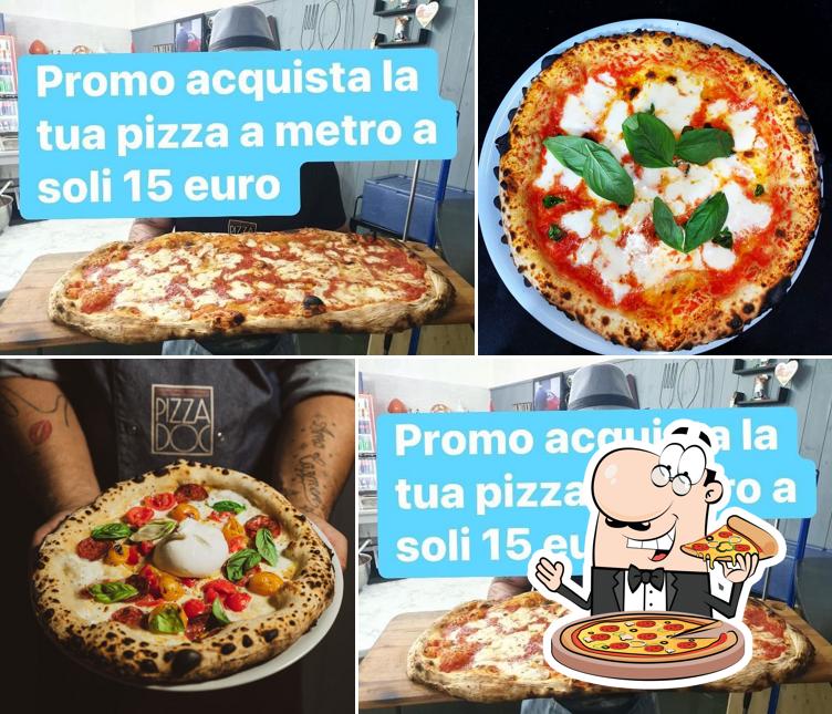 Prenditi una pizza a Pizzeria Da Mimino