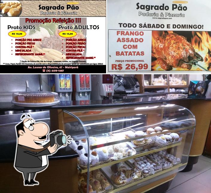 Look at the pic of Sagrado Pão