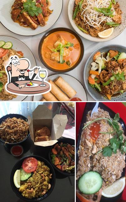 Еда в "Thai Kitchen Takeaway"