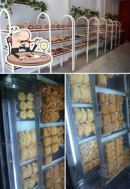 Meals at Bon Ami Bakery Manyar Jaya