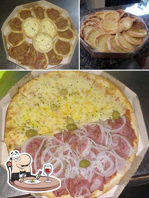 Platos en Pizzaria & Esfiharia JS