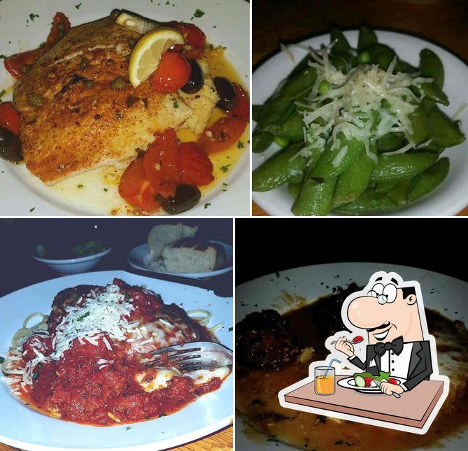 Еда в "Naples Italian Restaurant"
