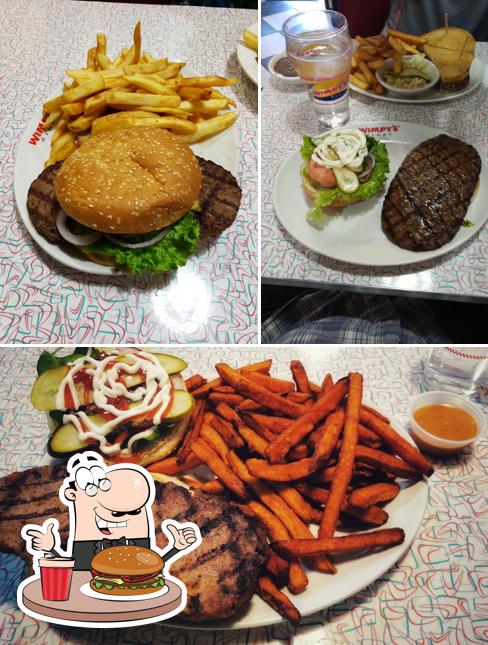 Prueba una hamburguesa en Wimpy's Diner Guelph
