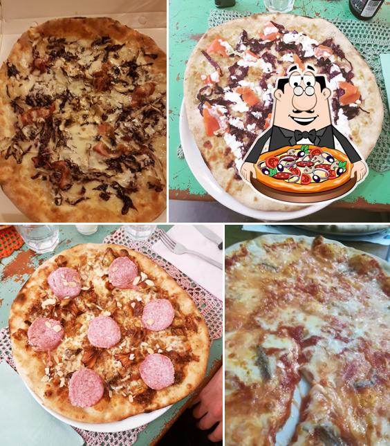 Scegli tra le svariate varianti di pizza