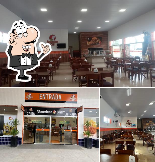 O interior do American Grill Barra Mansa