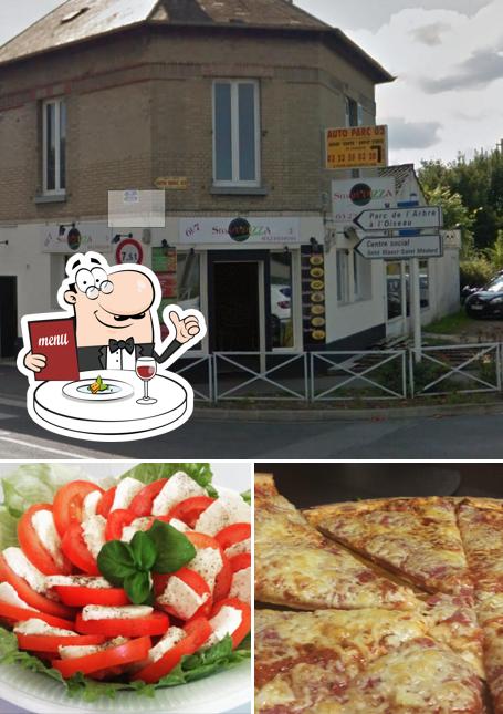 Parmi les différentes choses de la nourriture et la extérieur, une personne peut trouver sur Smart Pizza