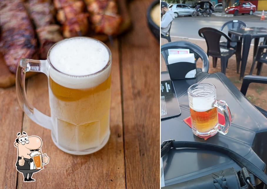 Avenida do Espetinho - Churrasco Núcleo Bandeirante serve uma opção de cervejas