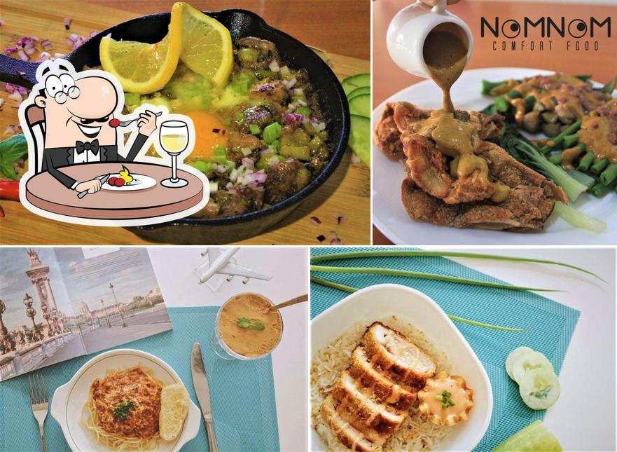 https://img.restaurantguru.com/c995-Cafe-NomNom-Comfort-Food-meals.jpg