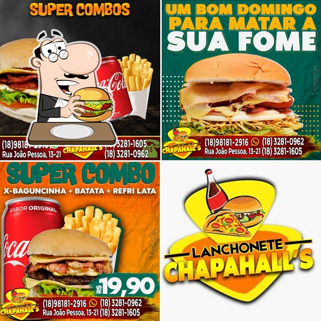 Experimente um hambúrguer no Chapahall's Lanchonete ou Pizzaria