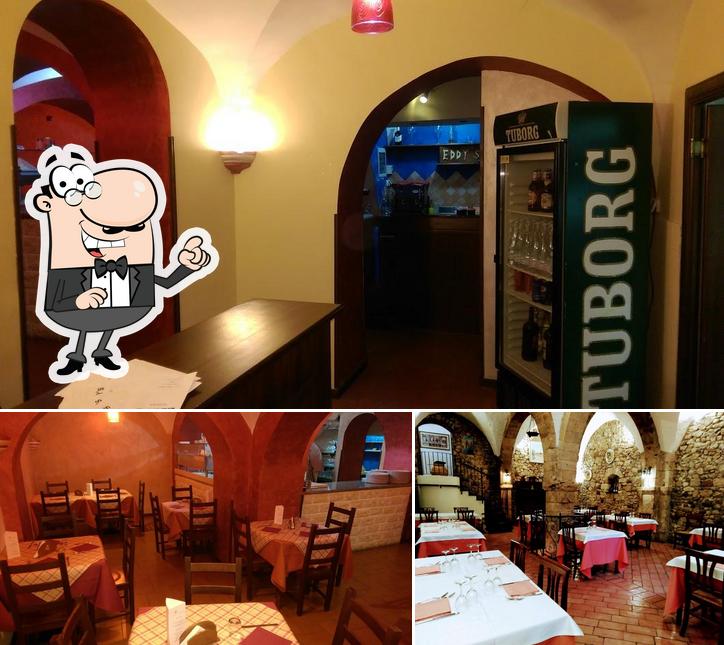 Gli interni di Taverna Gotica Ristorante Pizzeria di S. Greco