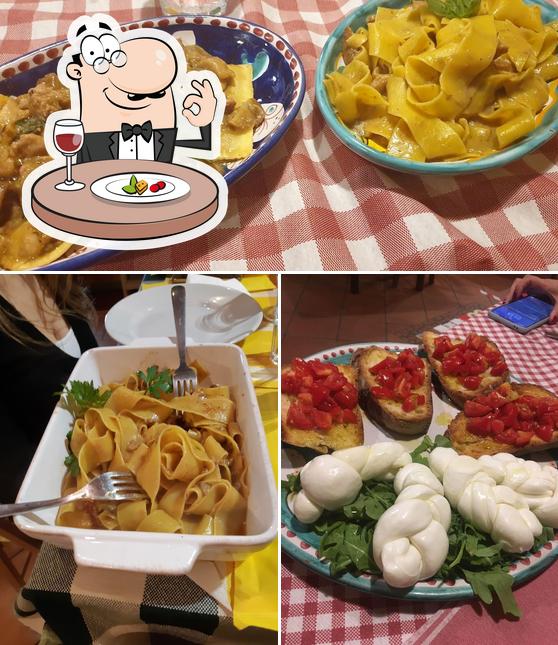 Food at A Taverna e Mast'Aniello