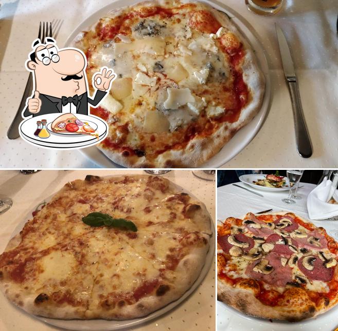 Pick pizza at Delle Rose